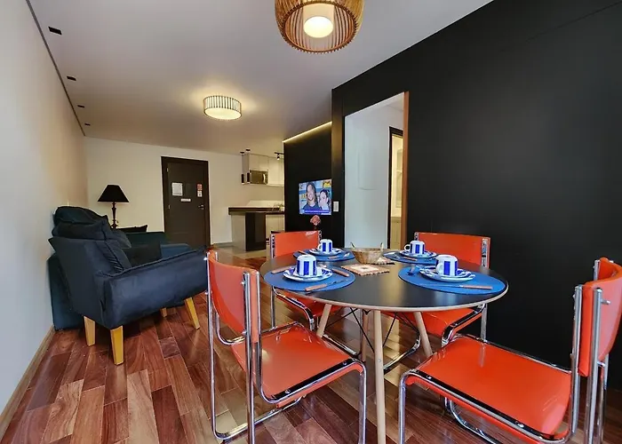 Quatro Estacoes Hospeda- Star 103 Conforto e Elegancia na melhor localizaçao de Campos do Jordao